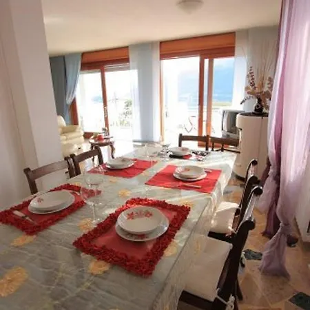 Ferienhaus White House *