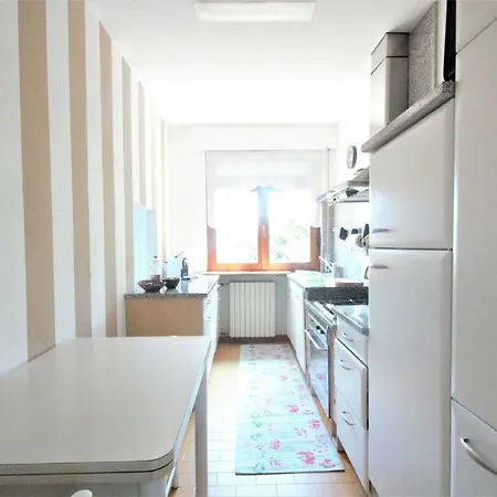 Ferienhaus White House Cremia